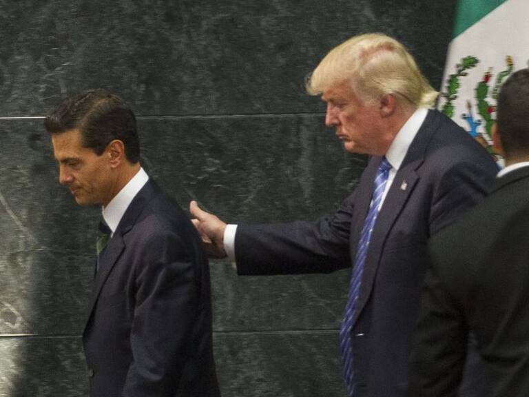&quot;La Crónica de Verónica&quot;: Peña, Trump, Juanga y el muro