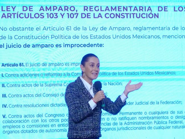 Niega Sheinbaum desacato y señala a jueza de violar Ley de Amparo