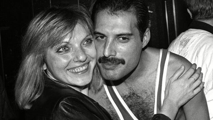 El extraño amor de Freddie Mercury y Mary Austin en imágenes