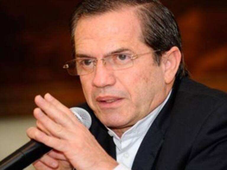 Renueva Ecuador apoyo al proceso de paz colombiano