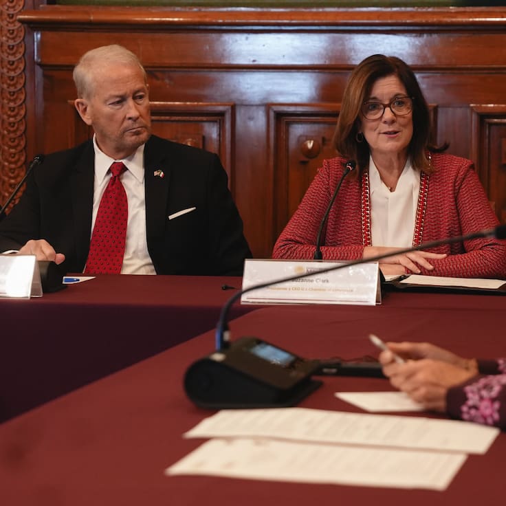 ¿De qué hablaron Claudia Sheinbaum y Ronald Johnson? Analizan extender el T-MEC por 16 años