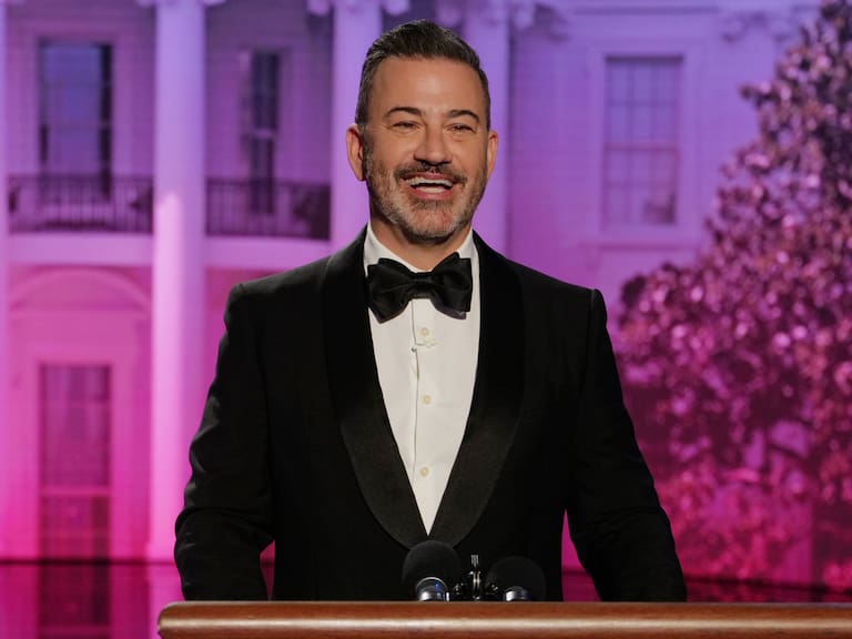 Mx - Trump exige despido de Jimmy Kimmel tras chiste sobre Melania y abre nuevo frente contra ABC (Photo by Randy Holmes/Disney via Getty Images)