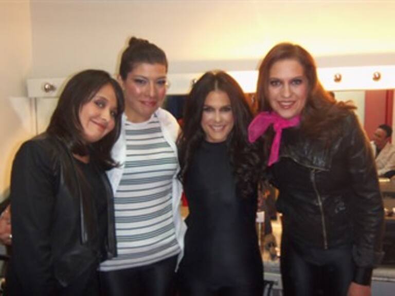 Presenta Martha Debayle contenidos de programa con particular estilo