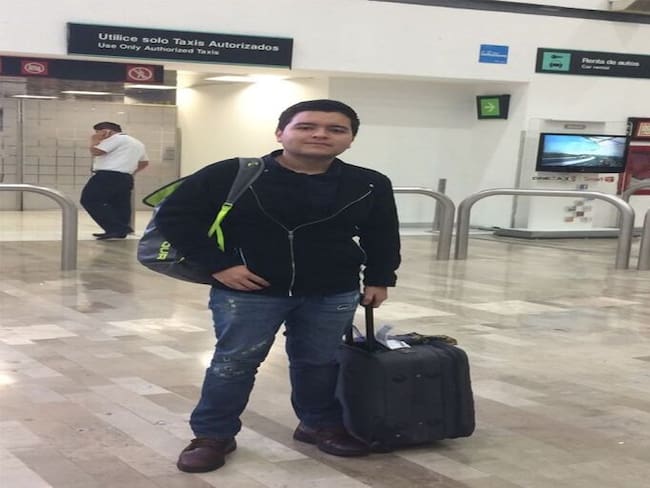 Joven huye de México para irse a España por culpa de AMLO