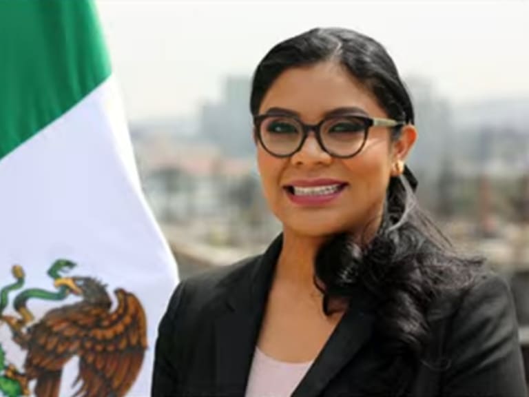 Si el tema del huachicol llegara a tocar al exgobernador Bonilla, “tendrá que aclarar los hechos”, señaló Montserrat Caballero.