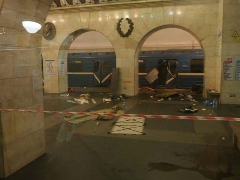 Explosión en el metro de San Petersburgo deja 11 muertos