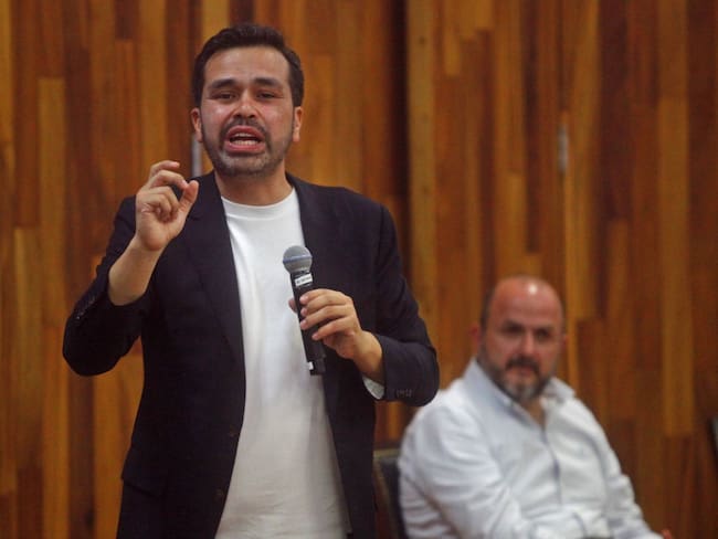 Celebra Álvarez Máynez decisión del INE de dictar medidas cautelares contra AMLO