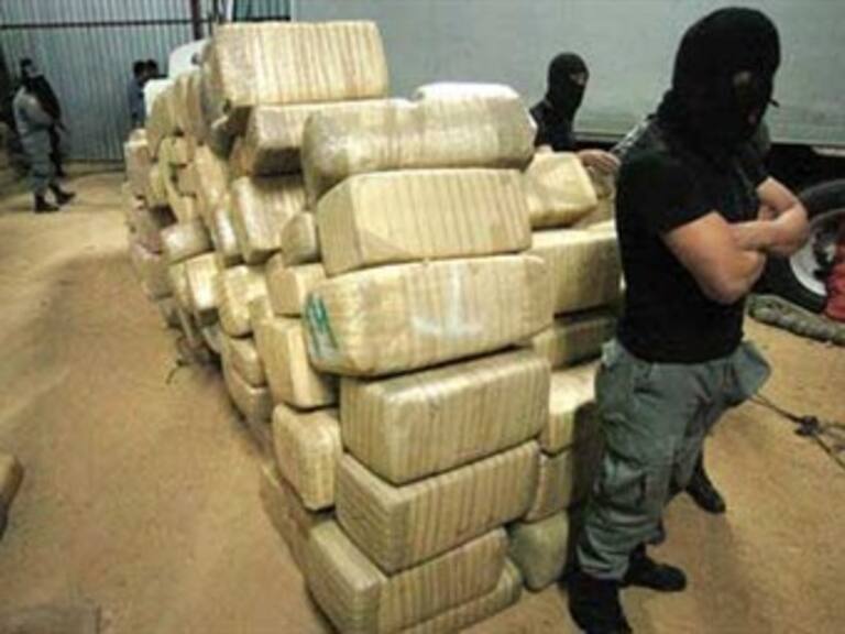 México va en 'camino correcto' en lucha antidrogas: Kerlikowske