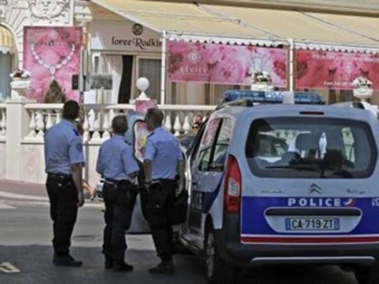 Relacionan a ladrón detenido en España con robo de joyas en Cannes