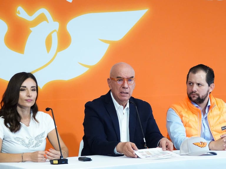 Laura Ballesteros, coordinadora de campaña; Dante Delgado, presidente Nacional de Movimiento Ciudadano, y Juan Zavala, secretario General de Acuerdos Políticos, ofrecieron una conferencia de prensa en el Corporativo Viaducto.FOTO: GRACIELA LÓPEZ /CUARTOSCURO.COM