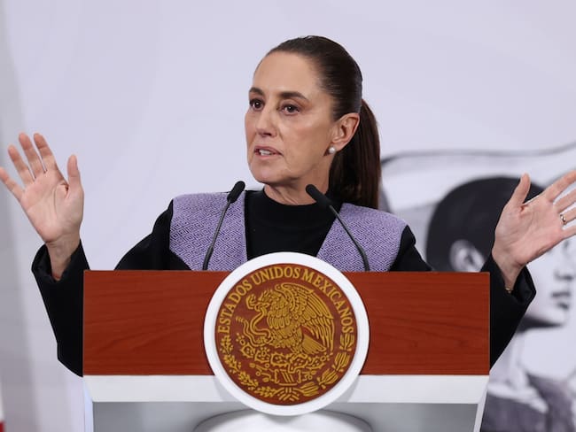 Sheinbaum lamenta exclusión de revocación de mandato en Plan B electoral