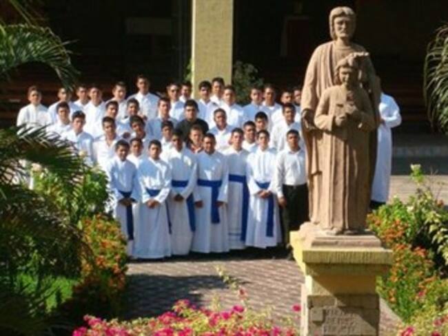 Cierran seminario en Apatzingán, Michoacán por ola de violencia