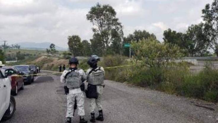 Hallan sin vida a tres adolescentes de San Juan del Río en carretera de Edomex