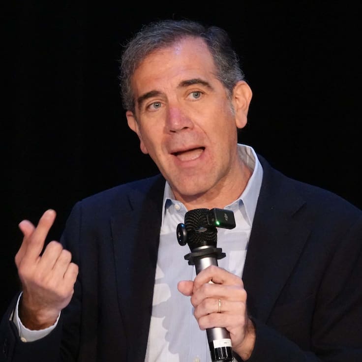 “Si así van a discutir la reforma electoral, estamos fritos”, advierte Lorenzo Córdova