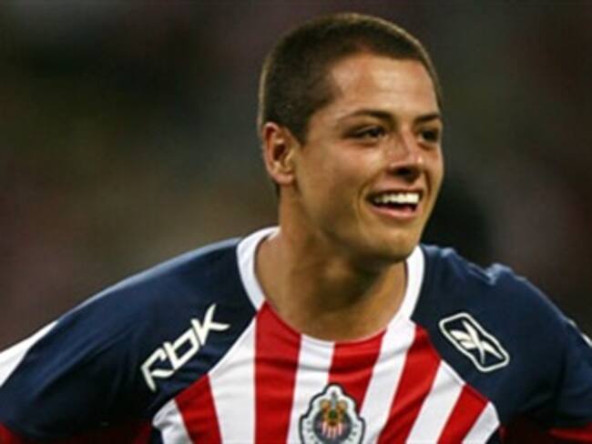 Pide Chicharito volver a las bases de las ocho victorias