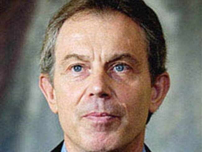 Urge Blair a aplicar 'tercera vía' para superar crisis mundial