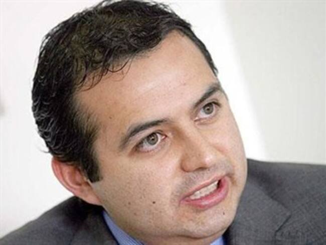 Niega Cordero tener asesores y defiende gestión en bancada del PAN