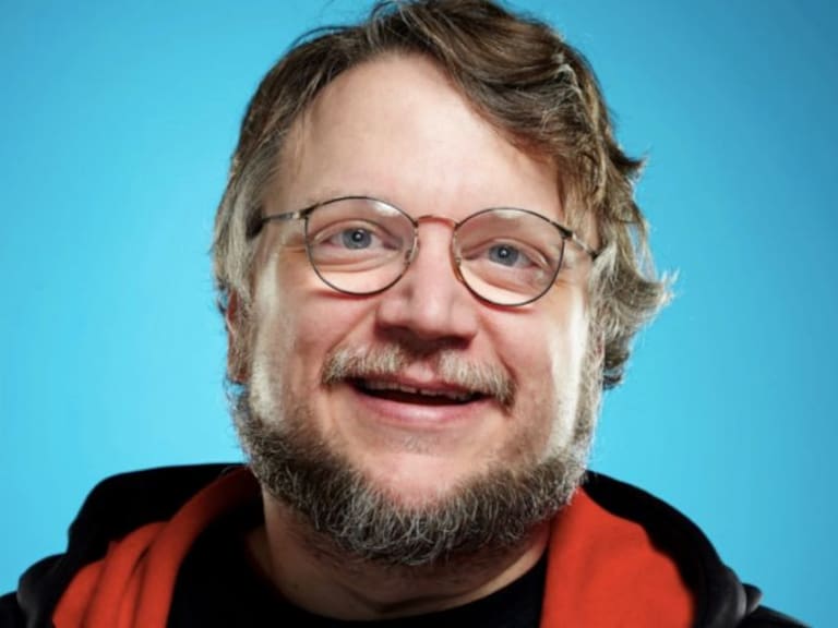 Guillermo del Toro otorga becas a estudiantes mexicanos