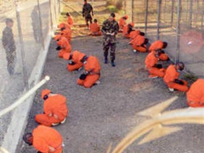 Suspende juez militar juicio contra cinco acusados del 11-S