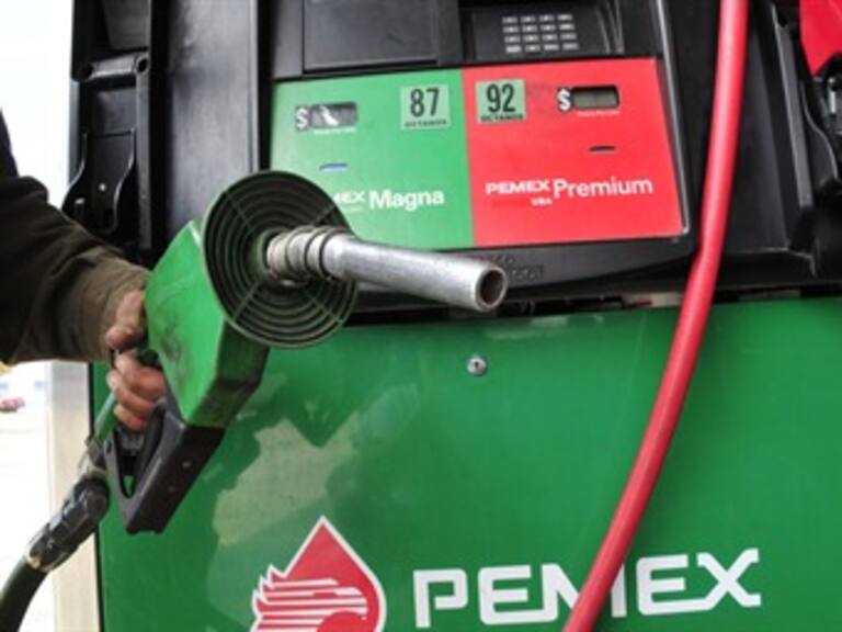Niegan diputados aprobación para aumentar el precio de gasolina