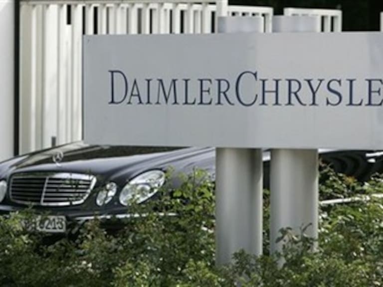 Demanda Chrysler a Daimler
