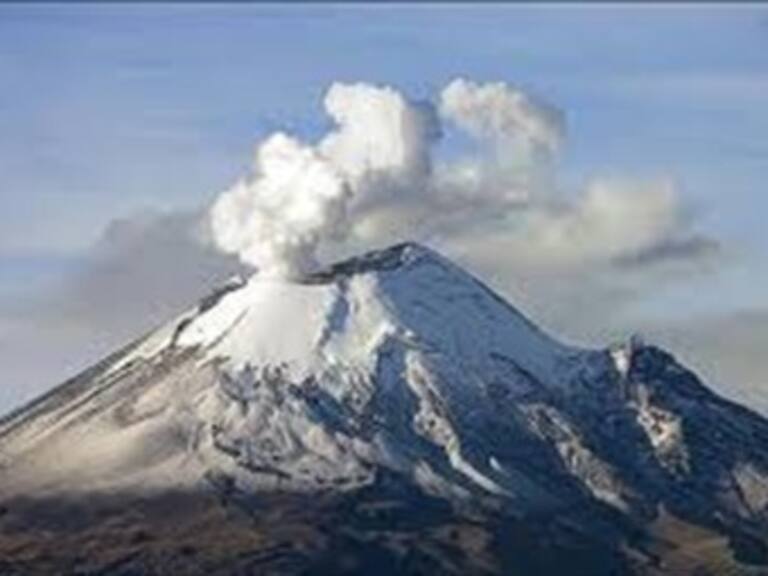 Tres explosiones y sismos en el Popocatépetl este fin de semana