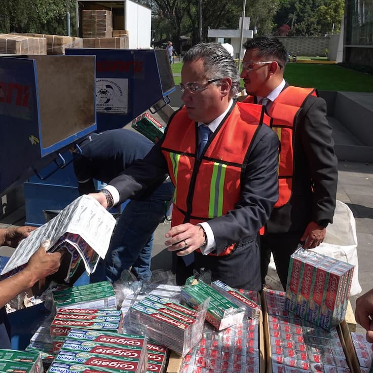 La piratería en México provoca pérdidas equivalentes al 8% del PIB y es un delito ligado al crimen organizado: Santiago Nieto