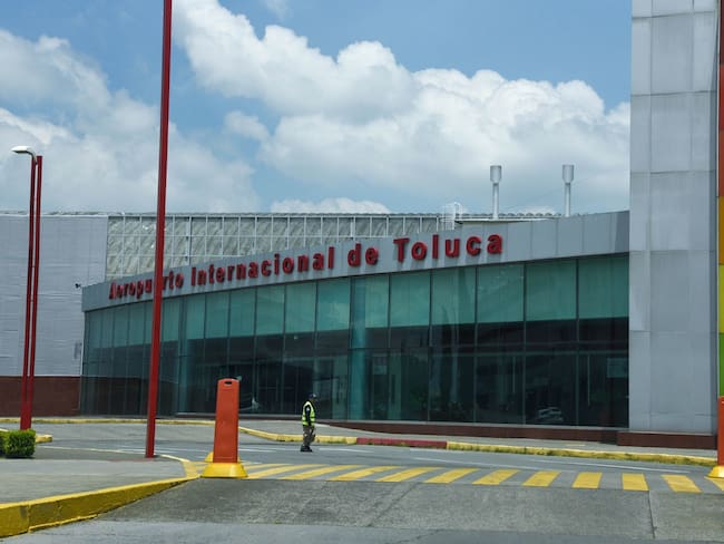 Gobierno busca control de Aeropuerto de Toluca pero debe preocuparse por la seguridad aérea, alerta experto en aviación