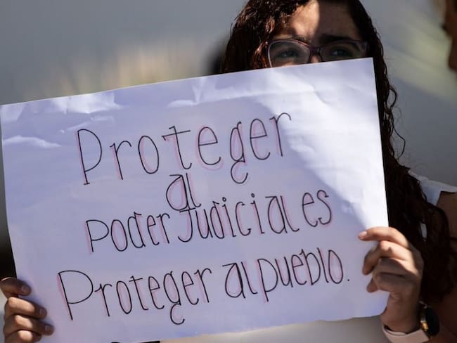 Barra de Abogados sale en defensa del Poder Judicial y fideicomisos