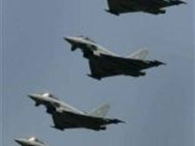 Ratifican Colombia y EU acuerdo de cielos abiertos