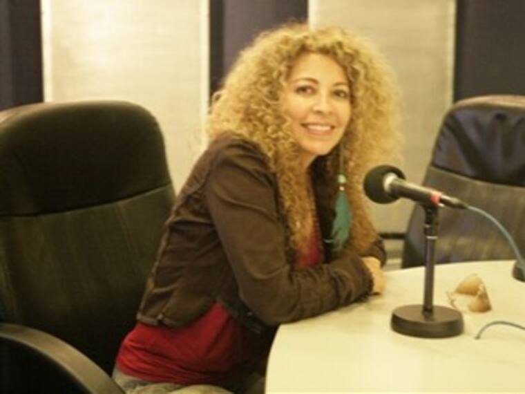 Promociona su disco 'Mi flor de loto'. Patricia Loaiza, cantante