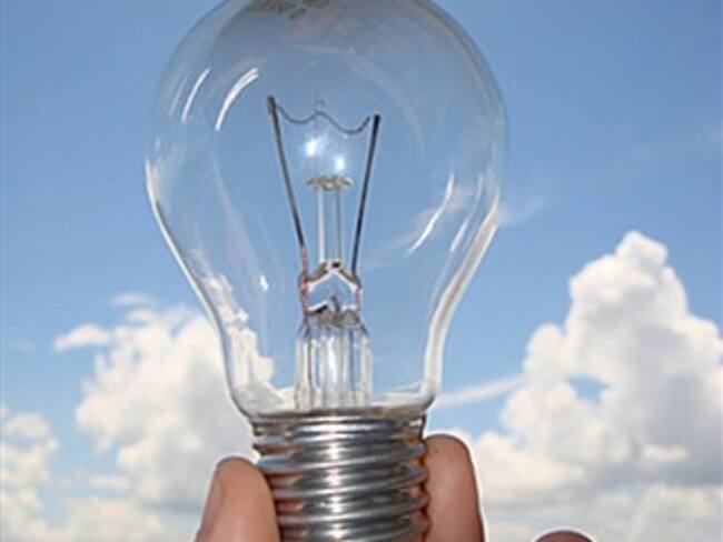 Retiran focos de 100 watts del mercado mexicano
