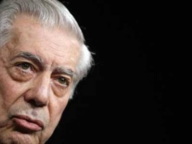 Agradece Vargas Llosa a Kirchner por evitar veto en Feria del libro