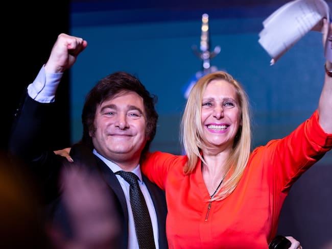 Cambio de poder: Javier Milei gana la presidencia de Argentina