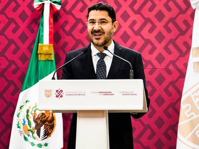 Batres hace mutis sobre opinión de Slim sobre derrumbe L12