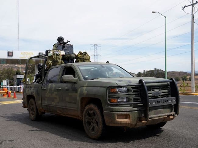 A militares en Michoacán deberíamos reconocerlos y aplaudirles: AMLO