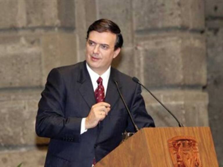 Debe izquierda mexicana ir unida en presidenciales de 2012: Ebrard