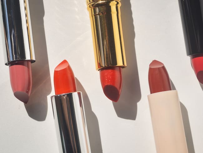 El regreso de los labios oscuros: así se lleva la tendencia este otoño