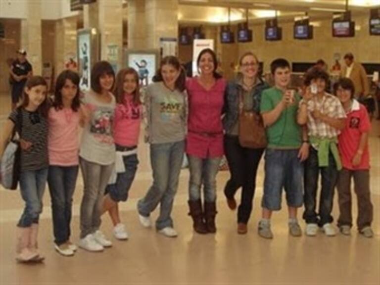 Varados en Londres 500 niños mexicanos