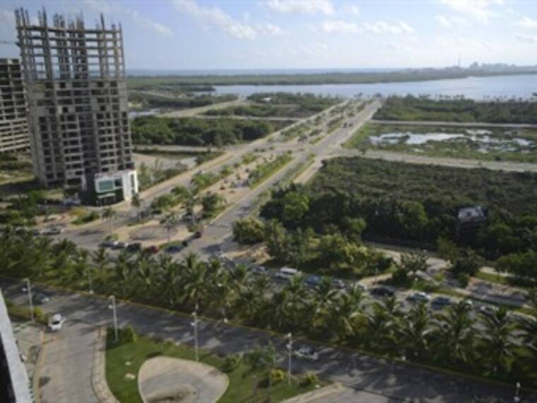 Denuncian devastación de manglar Tajamar en Cancún