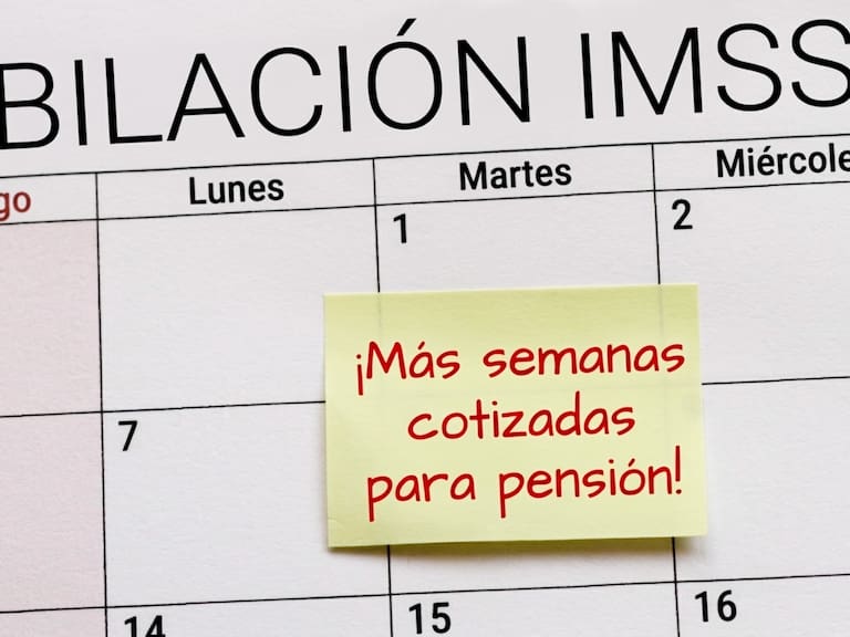 Las semanas cotizadas requeridas para obtener una pensión bajo este esquema del IMSS aumentan 25 cada año, casi seis meses adicionales de cotización, hasta alcanzar las 1.000 semanas en 2031.