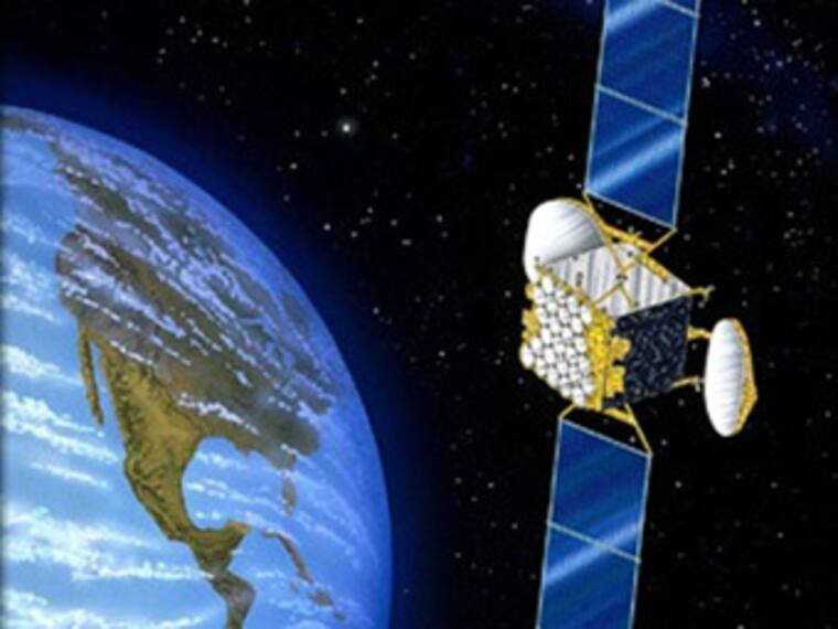 Inaugura Calderón Centro de Monitoreo Satelital; anuncia el lanzamiento del satélite Bicentenario