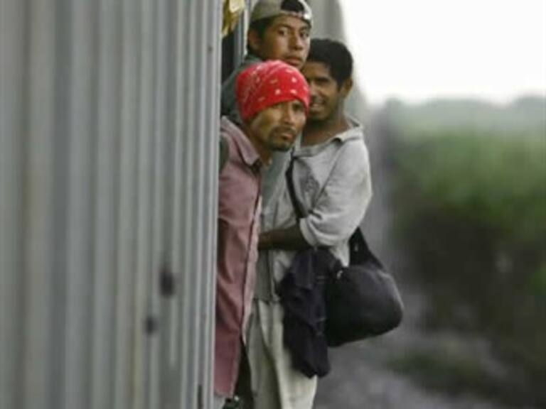 Presenta legislador antiinmigrante propuesta similar a ley de Arizona