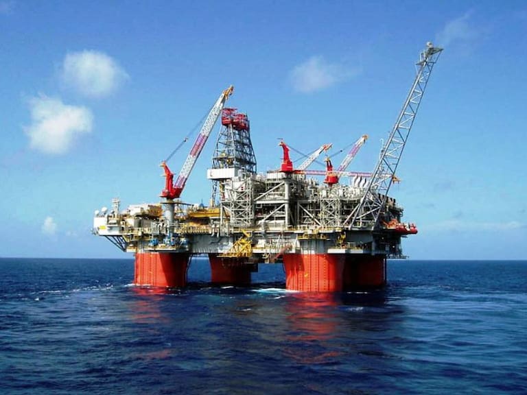 Mueren dos en Campeche por incendio en plataforma: Pemex