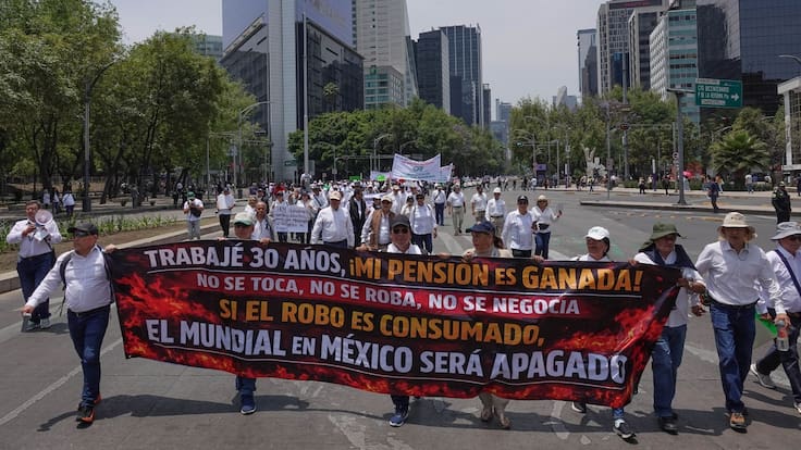 Las pensiones de 200 mil pesos son impropias, asegura Marath Bolaños