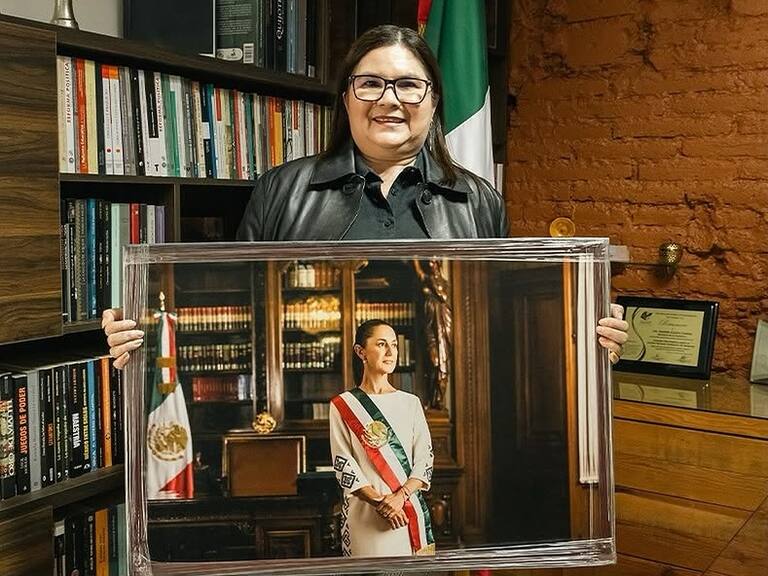 La senadora Imelda Castro lanzó la convocatoria para aumentar su número de seguidores en redes sociales.