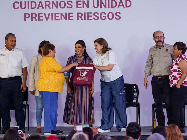 ¿Qué contiene la mochila de vida que entrega el Gobierno de la CDMX? Lista de insumos clave