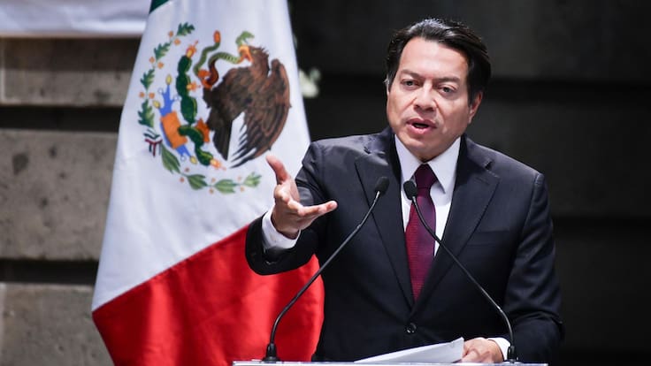 Mario Delgado anuncia incremento salarial del 9% para docentes