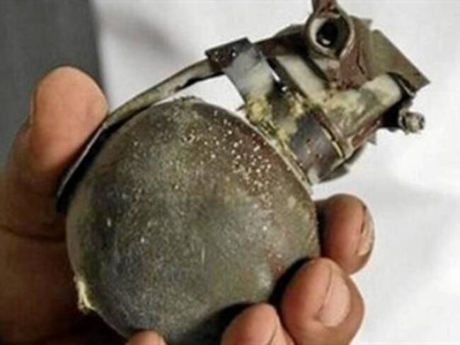 Desactivan granada de fragmentación. Corte informativo 17/04/13