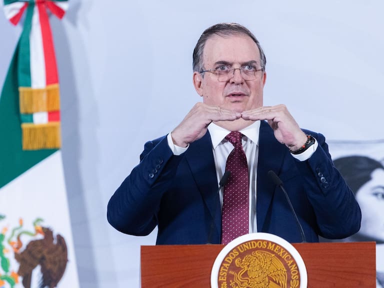 “El objetivo estratégico de este paquete es proteger un número aproximado de 350 mil empleos”, afirma el titular de Economía tras implementación de aranceles.